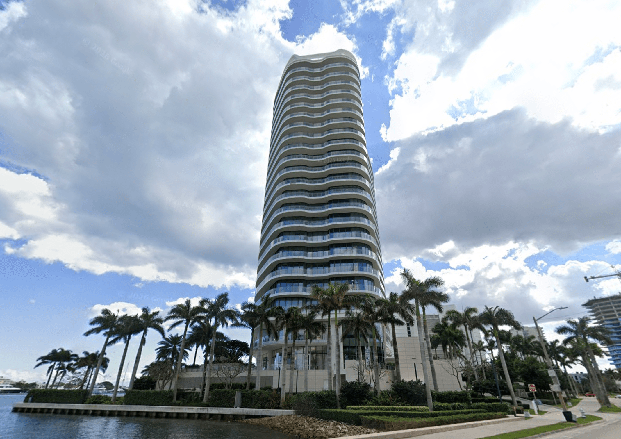 Ex-Alliance Bernstein Chief Pays $19.4M for Bristol Condo