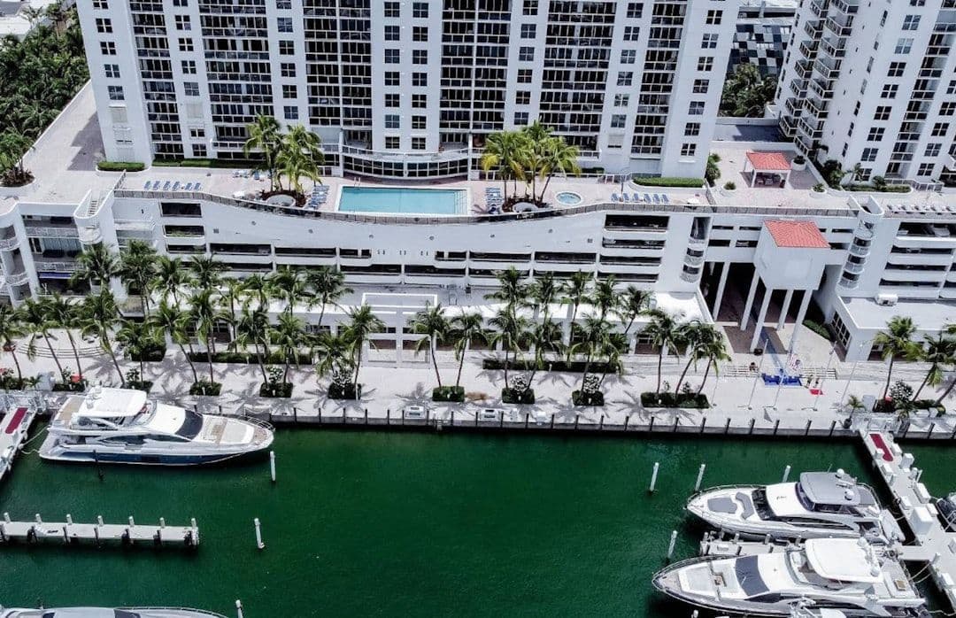 Miami Beach Luxury Sales Drive $292M Weekly Contract Volume